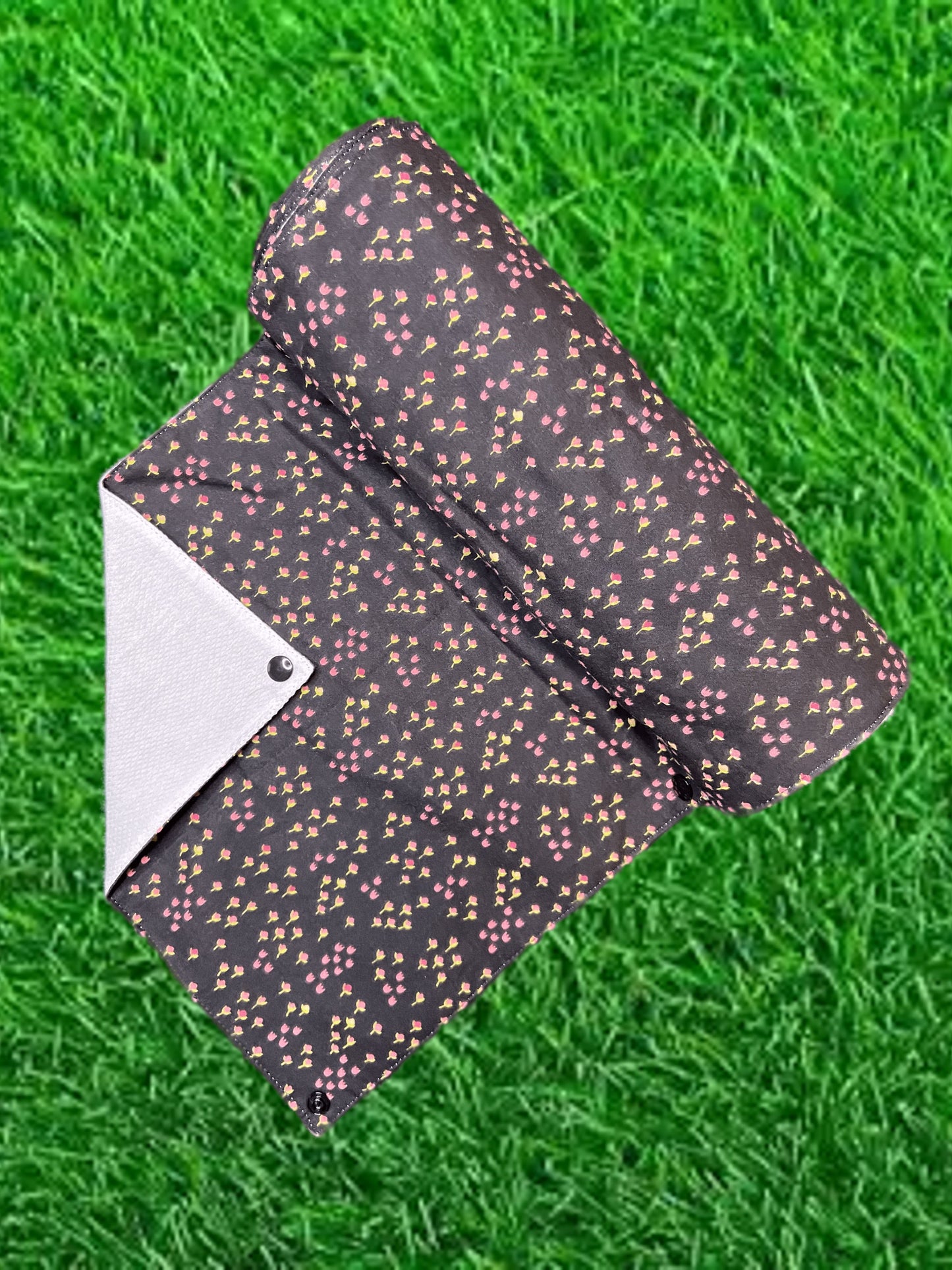 SNAPKINS! (Black Floral)